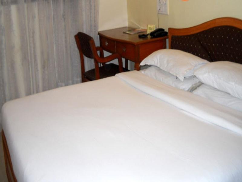 Hotel Ritz Pune Exterior photo