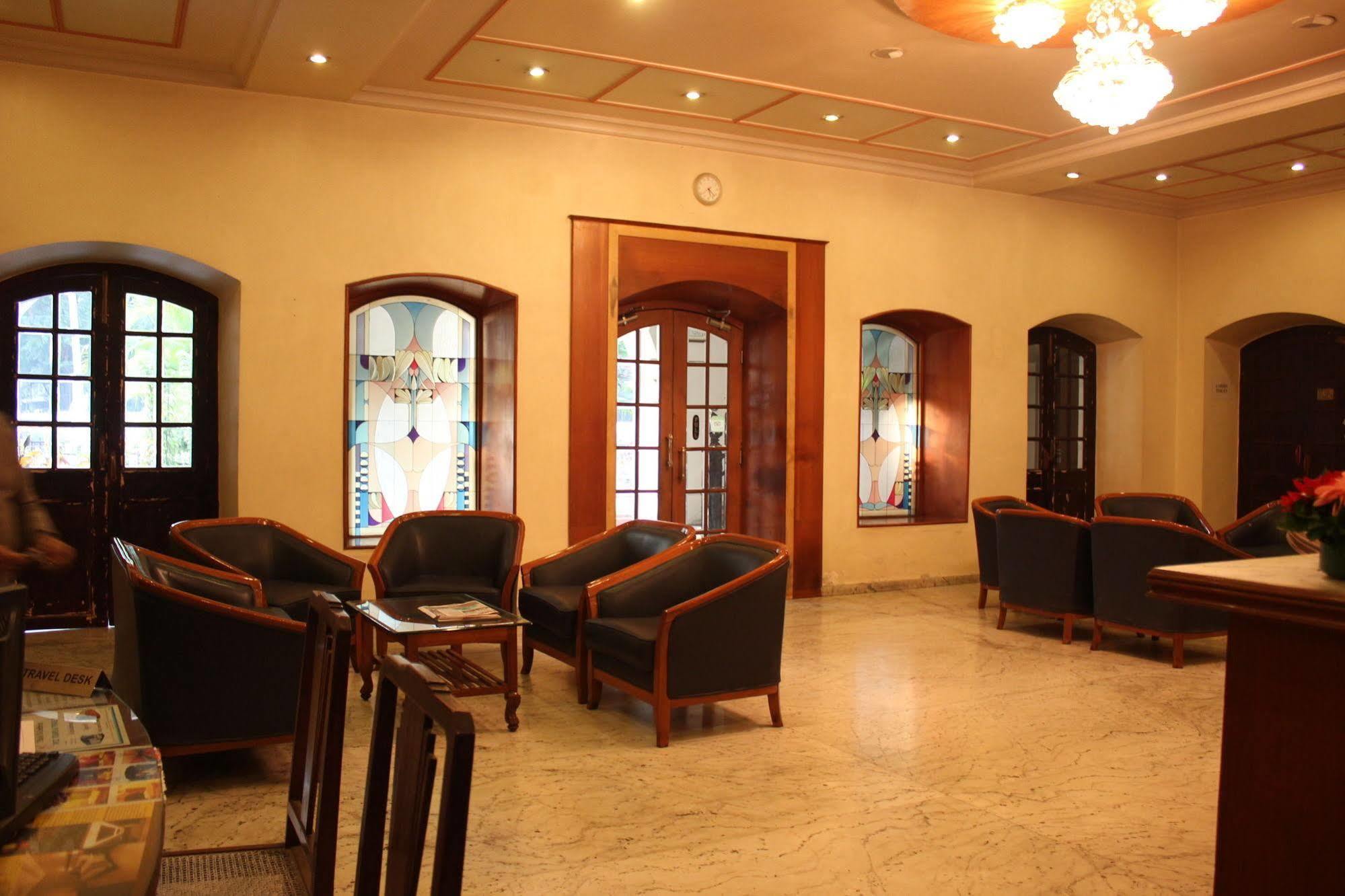 Hotel Ritz Pune Exterior photo